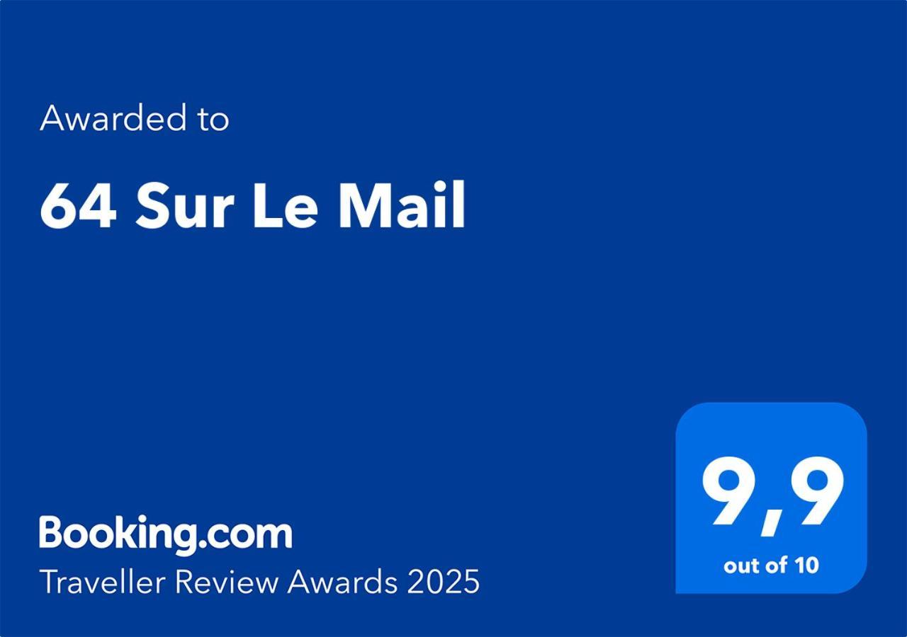 64 Sur Le Mail * La Rochelle (Charente-Maritime)